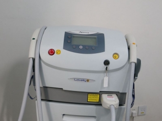 强脉冲光治疗仪